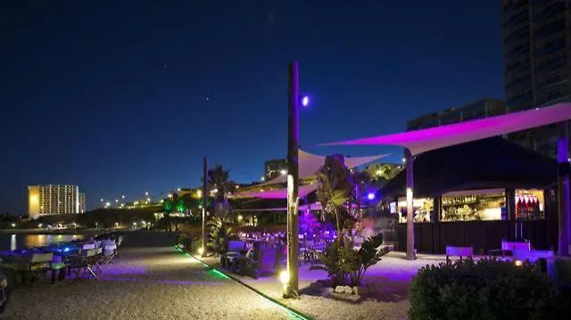 公寓 贝纳尔马德纳Marina Bay 2公寓